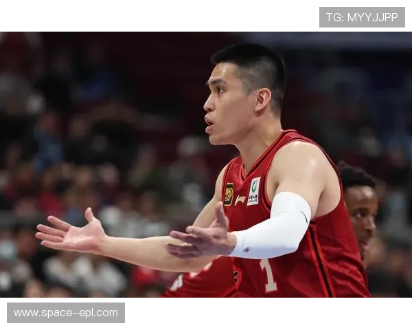 哈里斯持球推进，广厦客场力克新疆